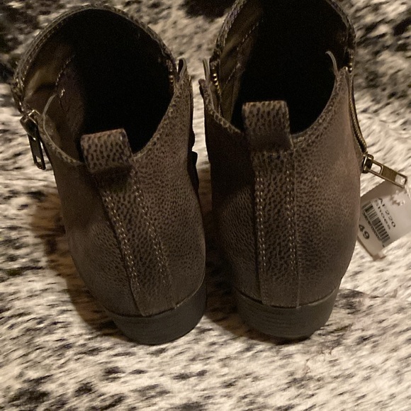 NWT New Attitude booties - Picture 3 of 9